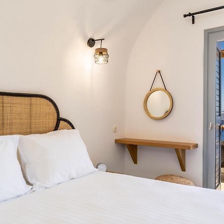 Evanthia Best View Thirassia Island Hotel Ngoại thất bức ảnh