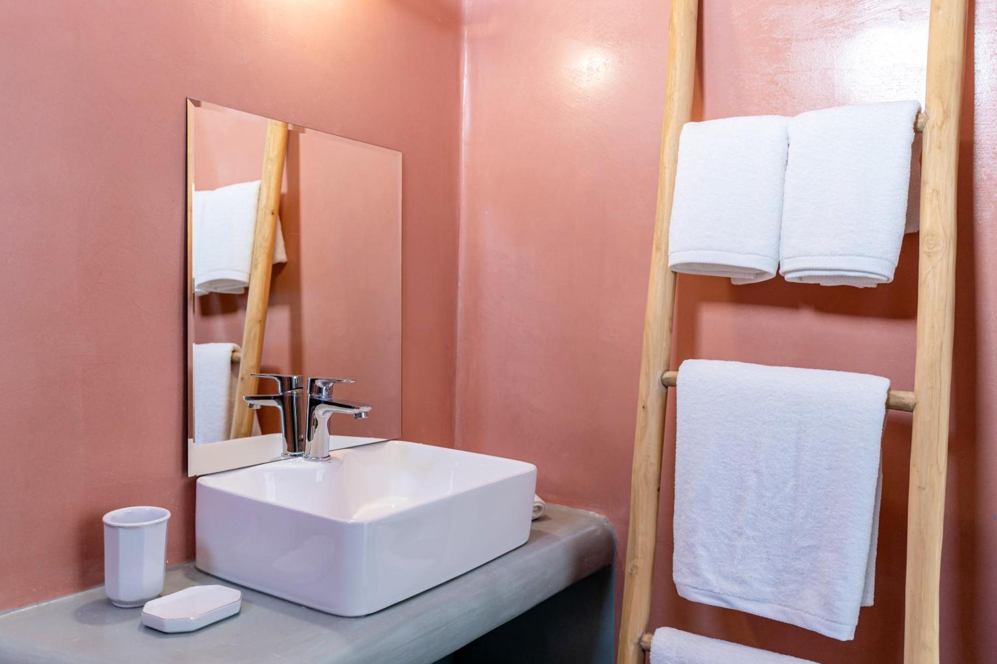 Evanthia Best View Thirassia Island Hotel Ngoại thất bức ảnh